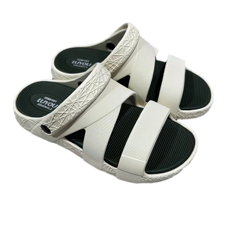 1755671229879512.jpg 雅购特拖鞋