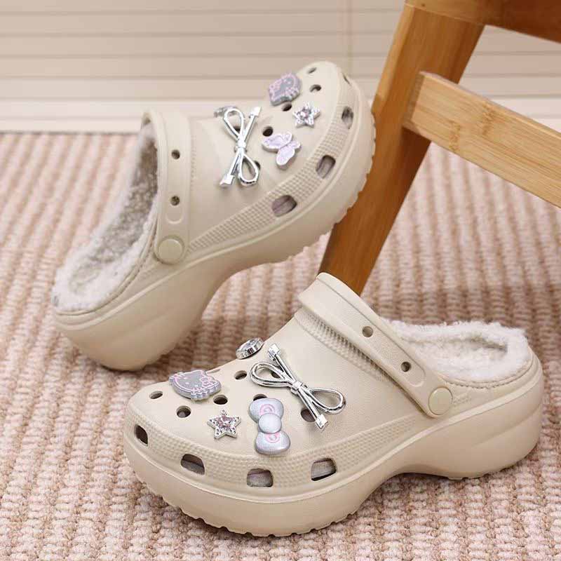 1755737551205413.jpg 雅购特拖鞋