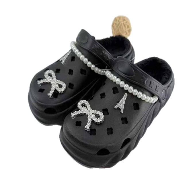 1755745322589256.jpg 雅购特拖鞋