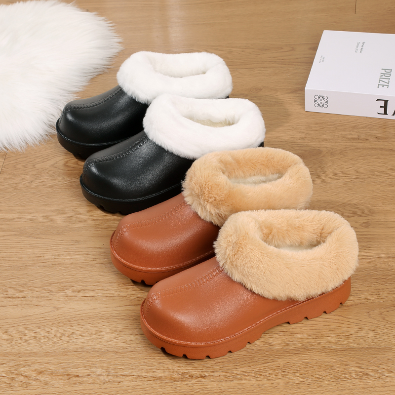 1755747010308394.jpg 雅购特拖鞋