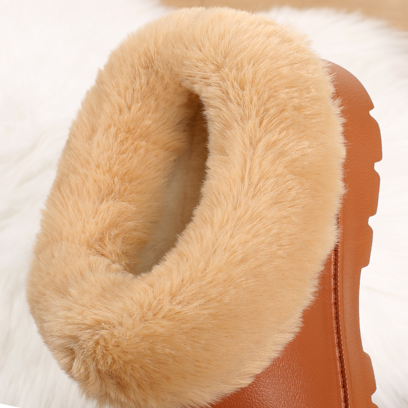 1755747096630278.jpg 雅购特拖鞋