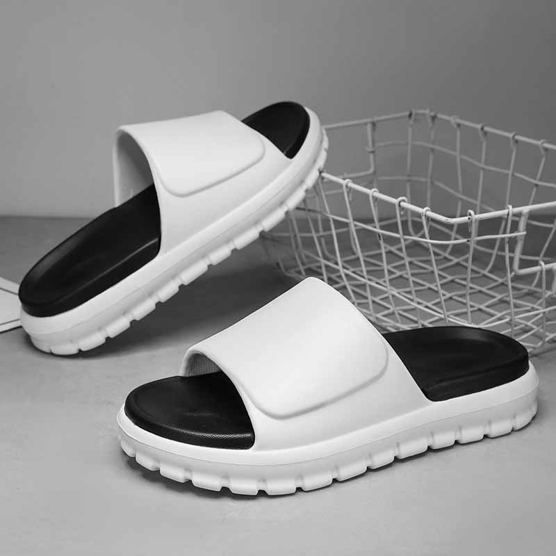 1755913915896663.jpg 雅购特拖鞋