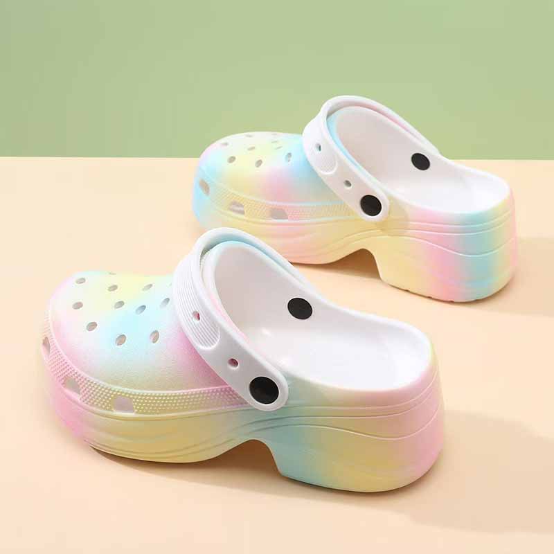 1755919858314620.jpg 雅购特拖鞋