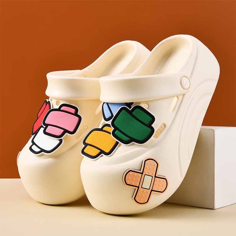 1755931274640536.jpg 雅购特拖鞋