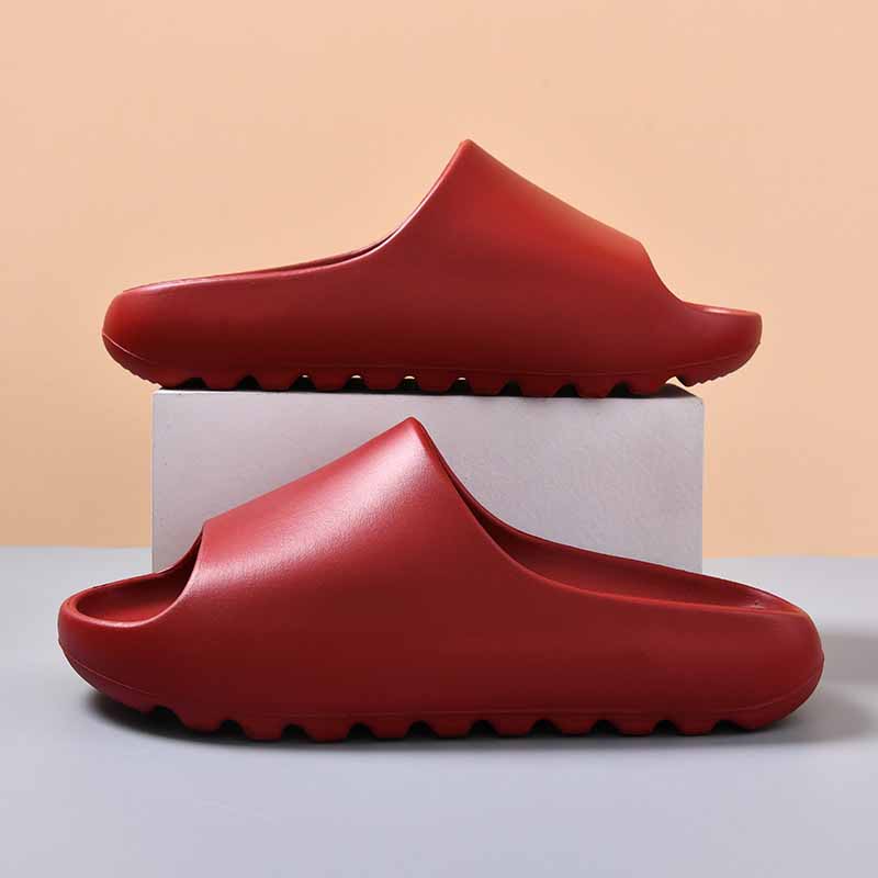 1755935116722769.jpg 雅购特拖鞋