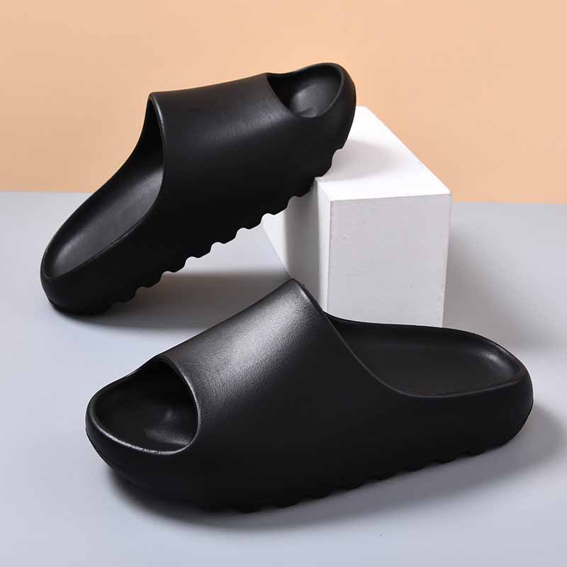 1755935123934394.jpg 雅购特拖鞋