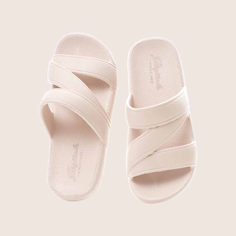 1755941488806988.jpg 雅购特拖鞋