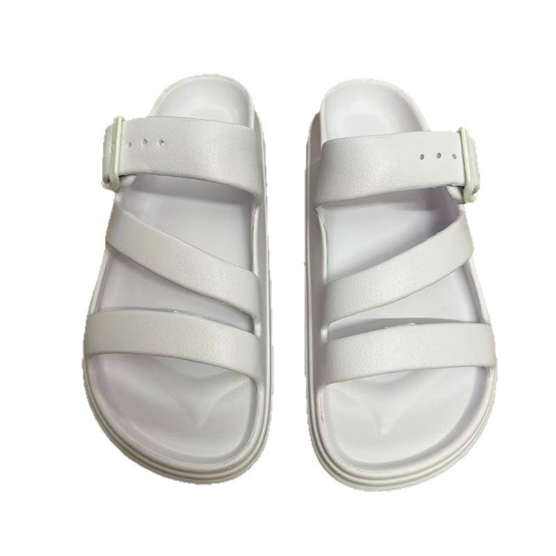 1756084028538763.jpg 雅购特拖鞋