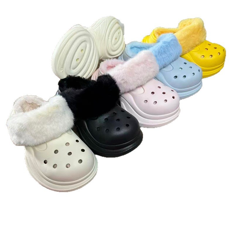 1756111978158521.jpg 雅购特拖鞋