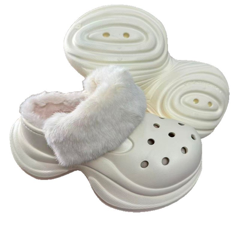 1756111985972759.jpg 雅购特拖鞋