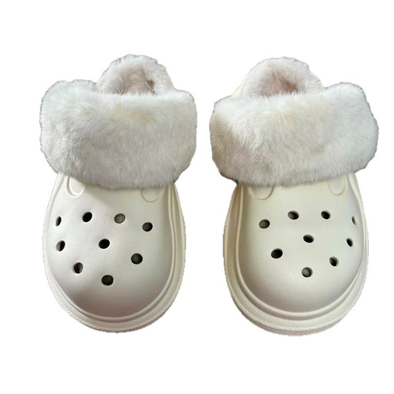 1756111986140711.jpg 雅购特拖鞋