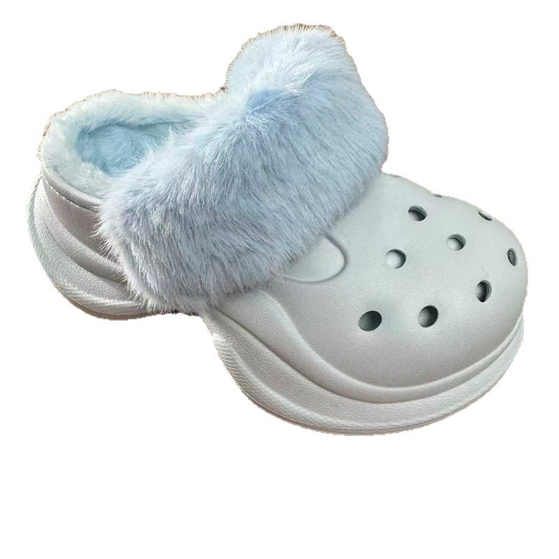 1756111986442577.jpg 雅购特拖鞋