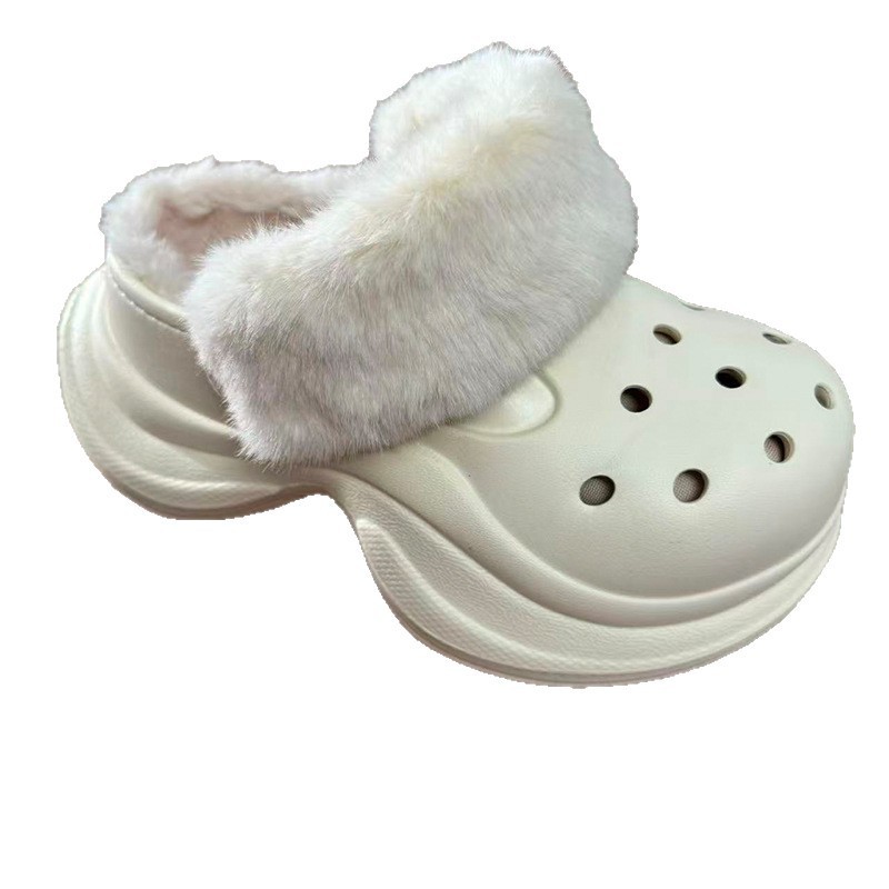 1756111986633066.jpg 雅购特拖鞋