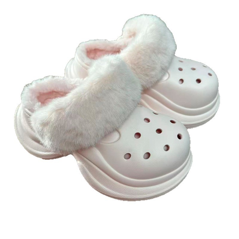 1756111986937201.jpg 雅购特拖鞋