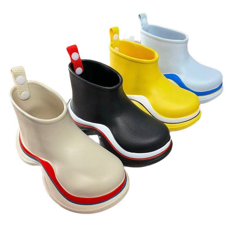 1756112170142388.jpg 雅购特拖鞋