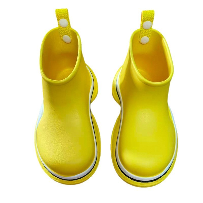 1756112172850765.jpg 雅购特拖鞋