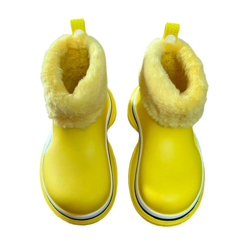 1756112422187830.jpg 雅购特拖鞋