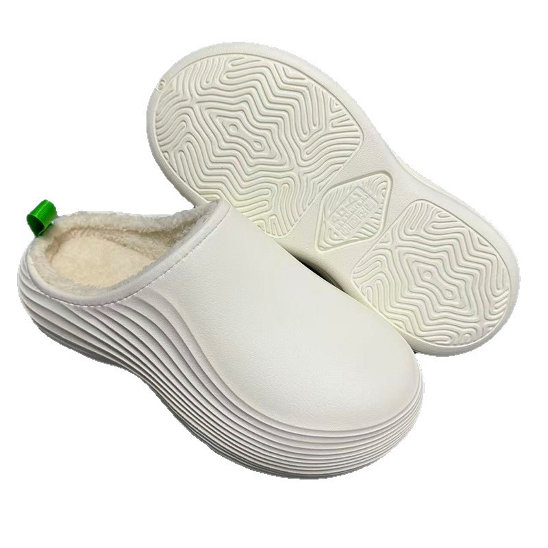 1756170406523456.jpg 雅购特拖鞋