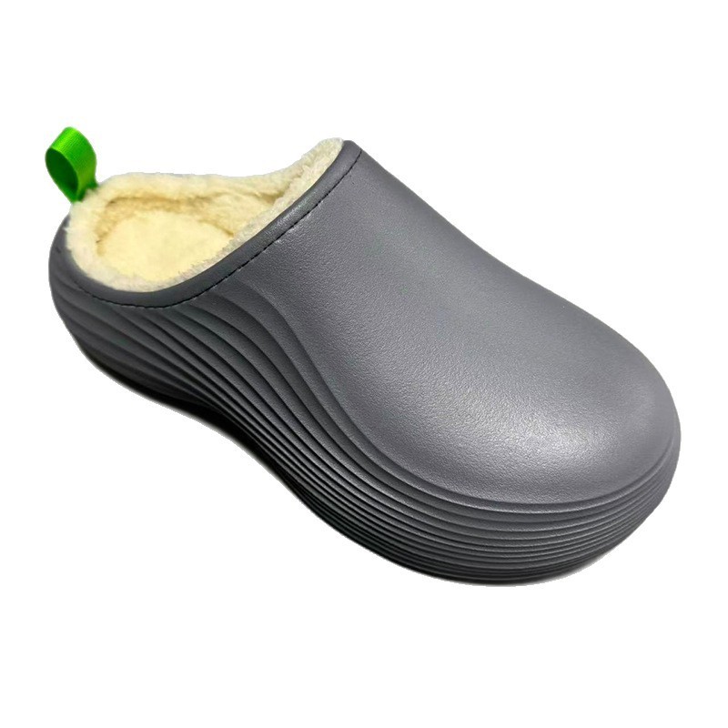 1756170427882448.jpg 雅购特拖鞋