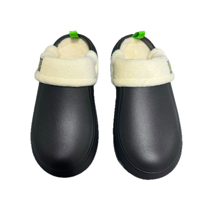 1756175401645646.jpg 雅购特拖鞋