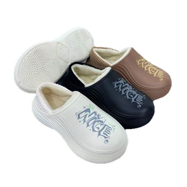 1756179098455345.jpg 雅购特拖鞋