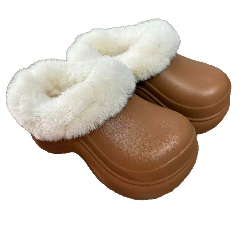 1756200584516352.jpg 雅购特拖鞋