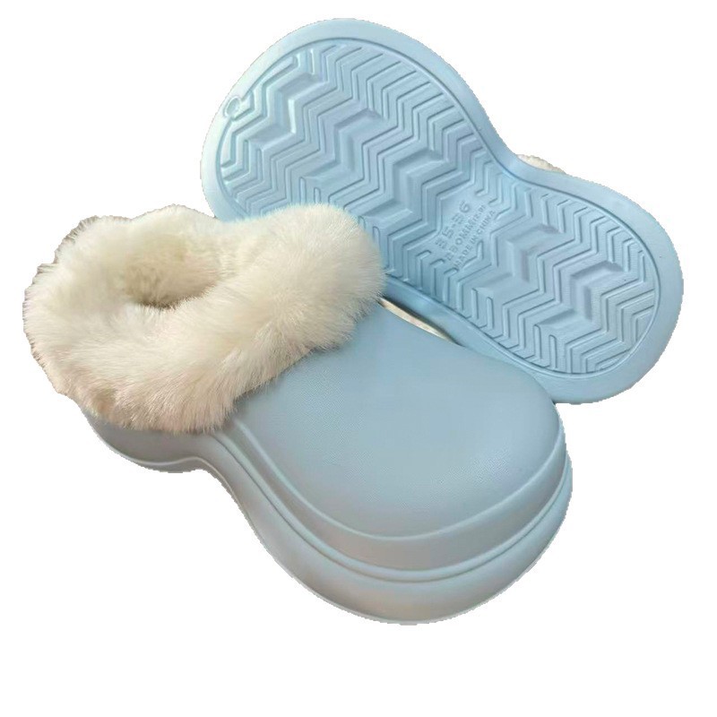 1756200593361039.jpg 雅购特拖鞋