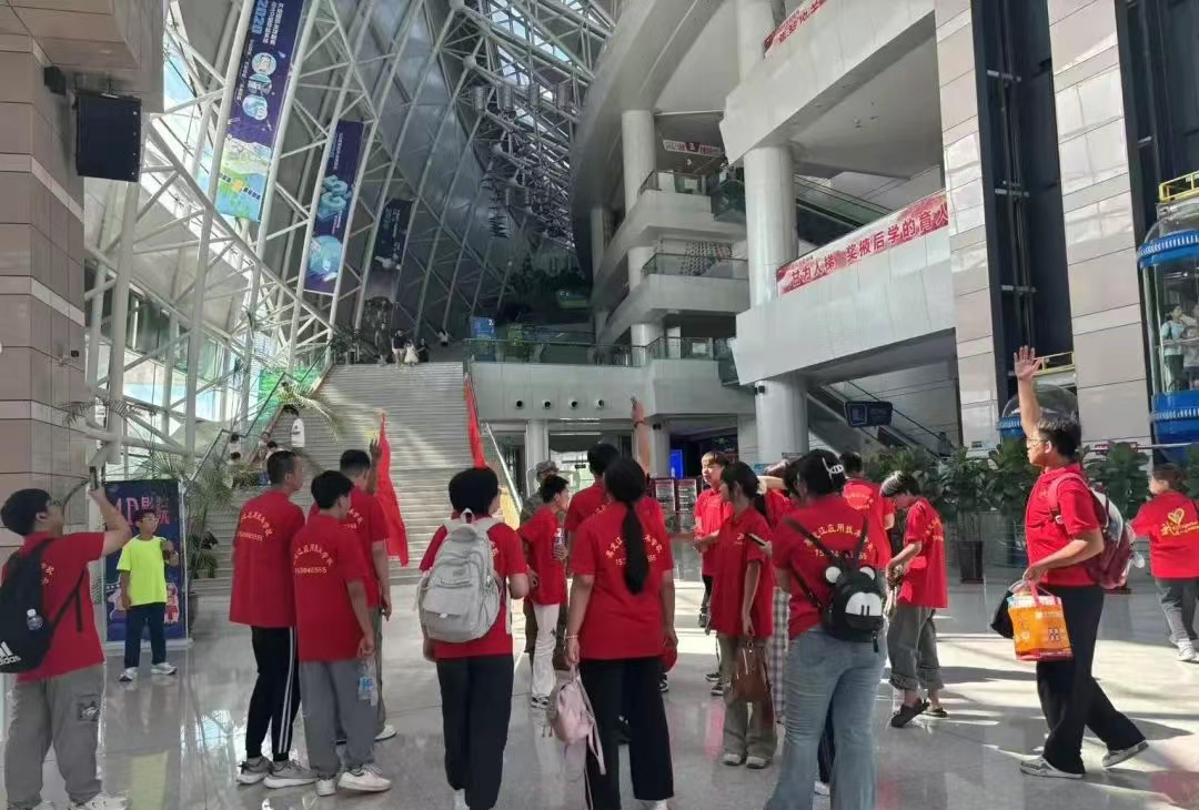 哈尔滨现代科技学院    现代科技学院    哈现代科技