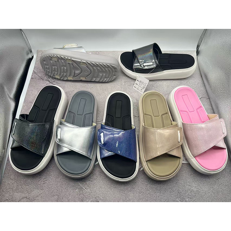 1756437454991048.jpg 雅购特拖鞋