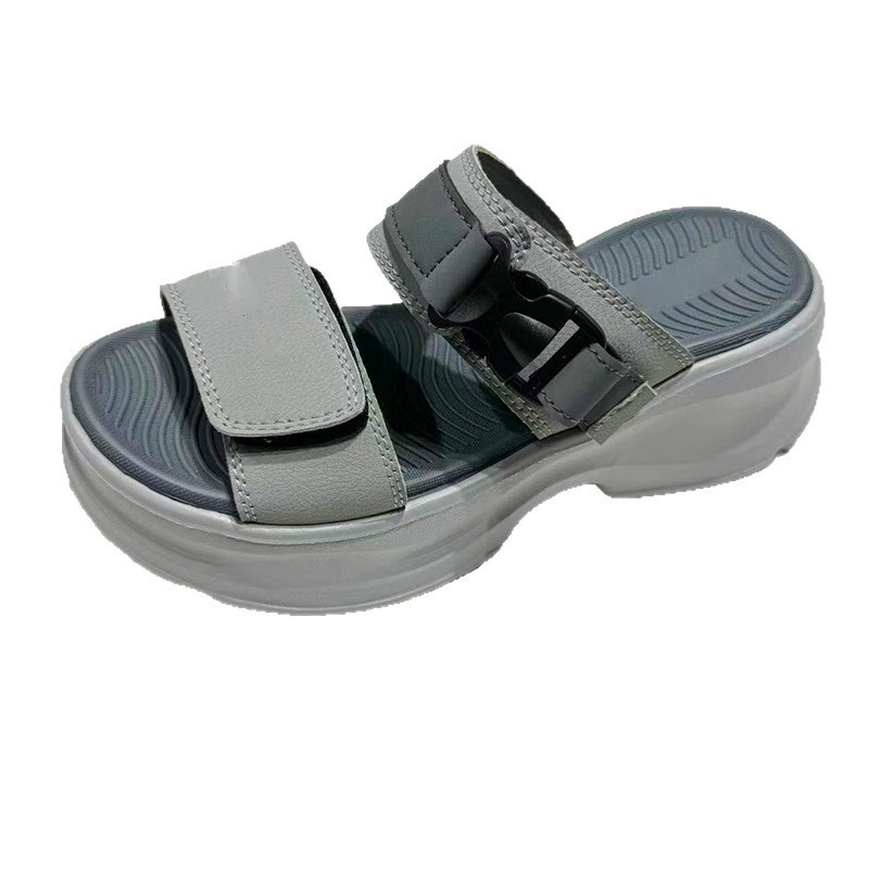 1756437679668058.jpg 雅购特拖鞋