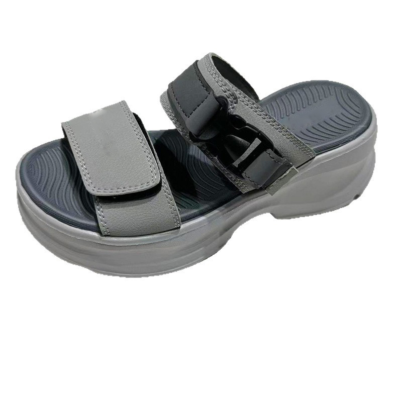 1756437679922163.jpg 雅购特拖鞋