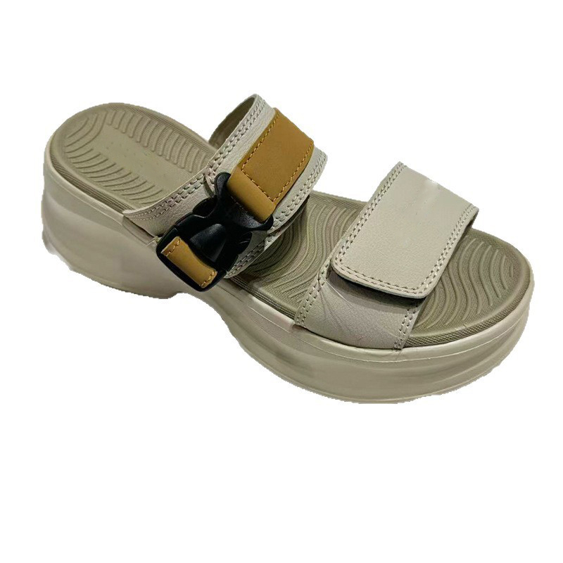 1756437687114107.jpg 雅购特拖鞋