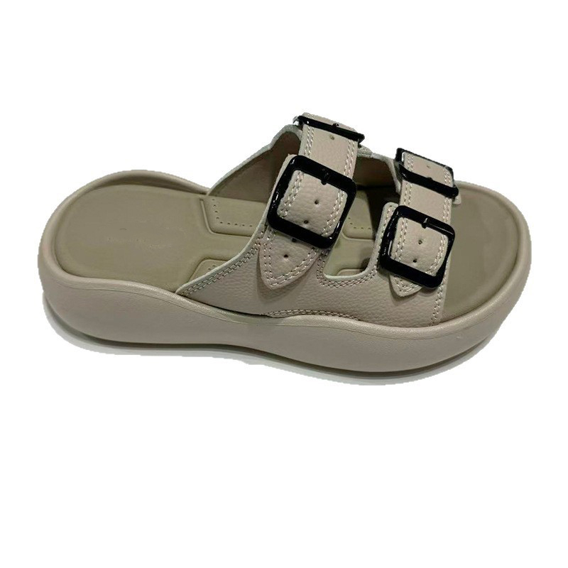 1756437802459956.jpg 雅购特拖鞋