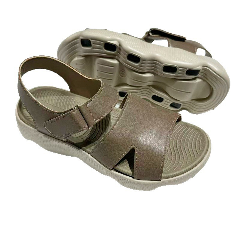 1756438209902472.jpg 雅购特拖鞋