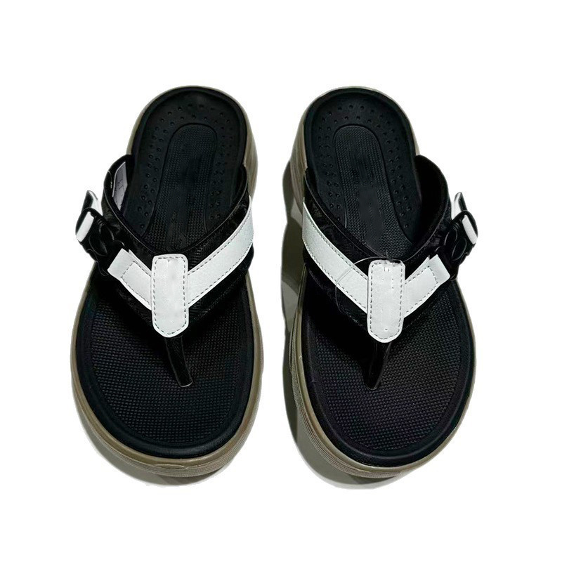 1756438332542290.jpg 雅购特拖鞋