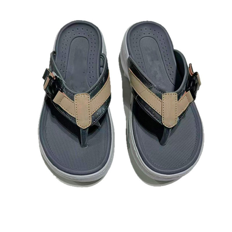 1756438340492102.jpg 雅购特拖鞋