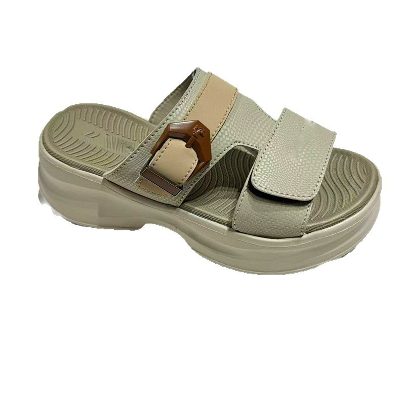 1756446431294761.jpg 雅购特拖鞋