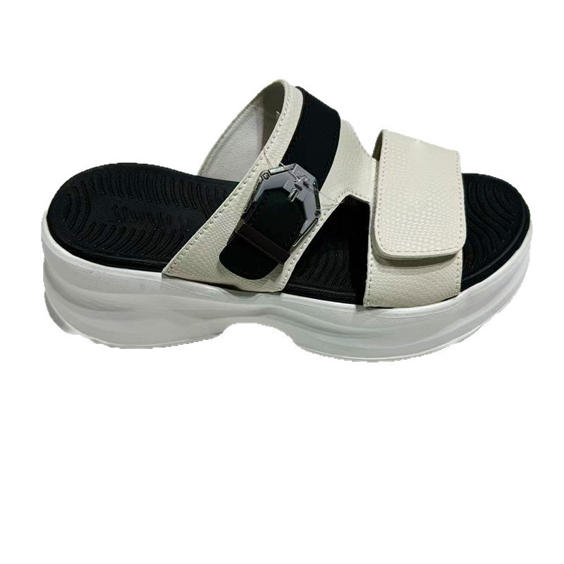 1756446439468436.jpg 雅购特拖鞋