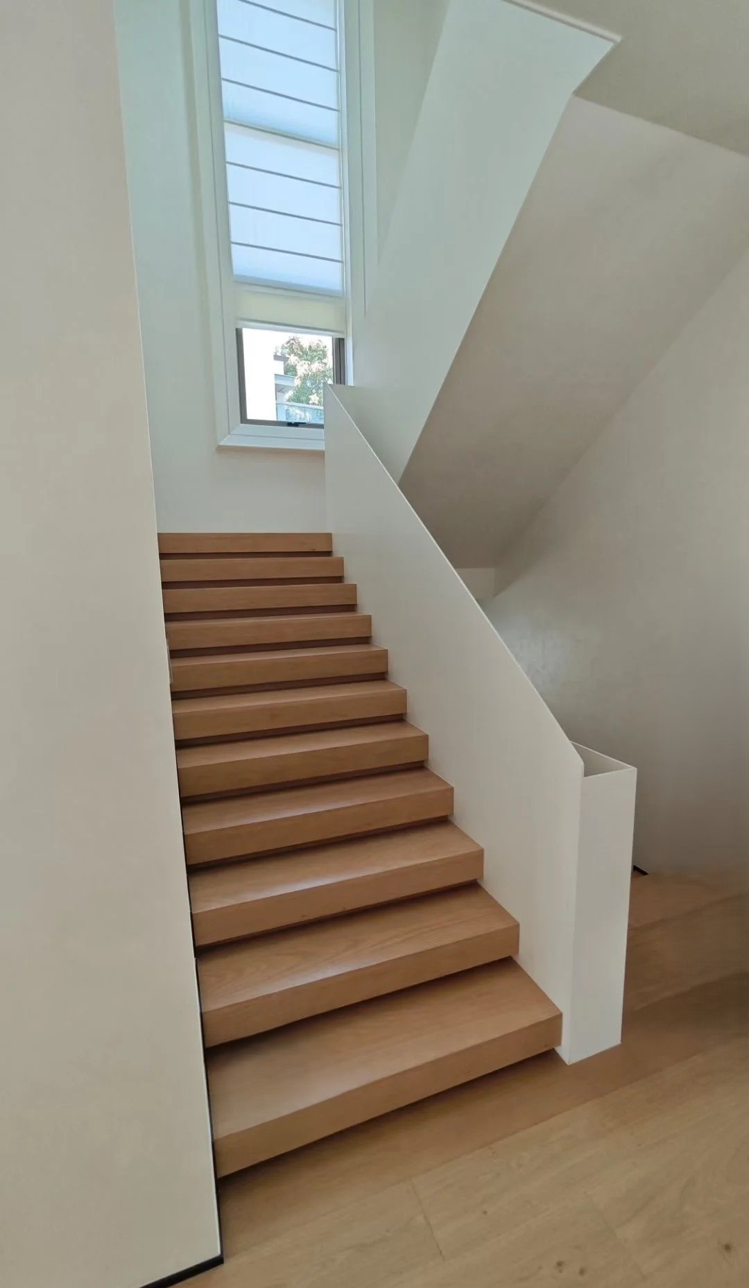 高栏钢板扶手护栏