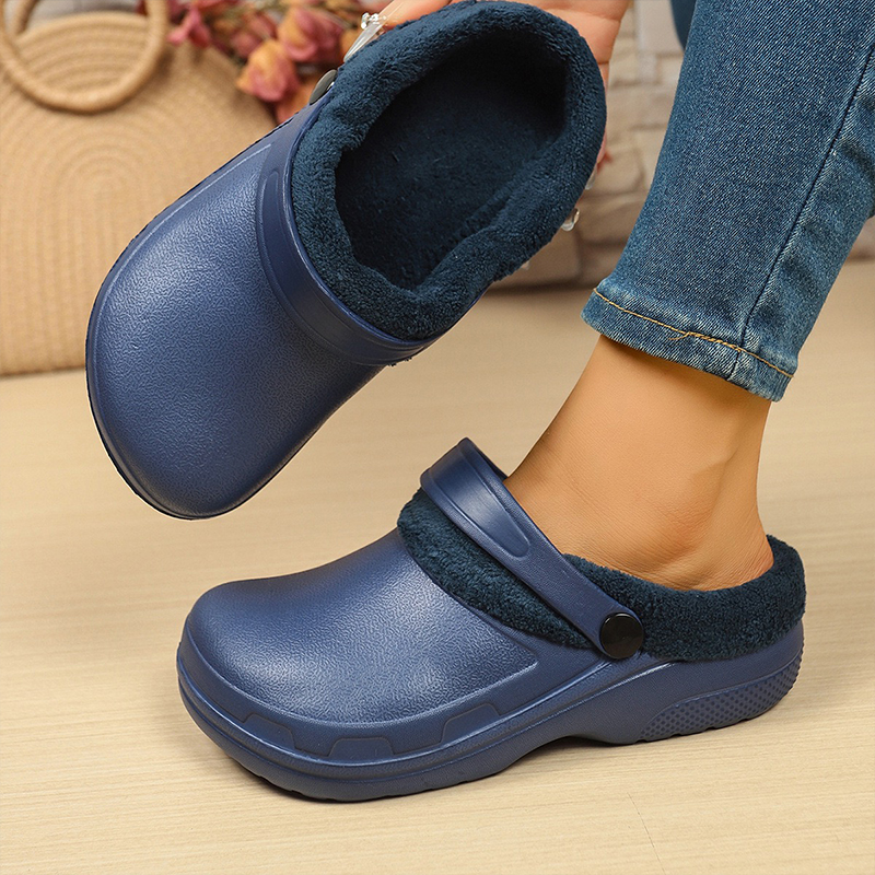 1756871398687341.jpg 雅购特拖鞋