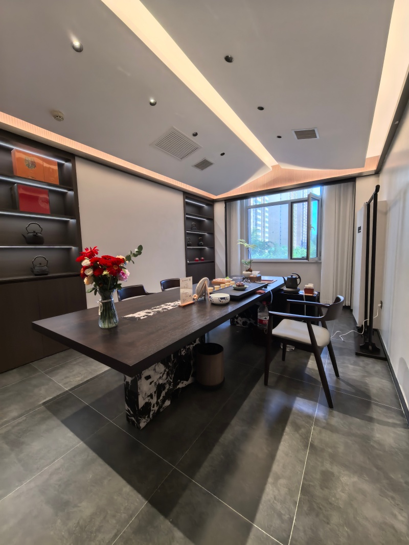 1757587736680417.jpg 佛山市吉吉菲尚家具有限公司