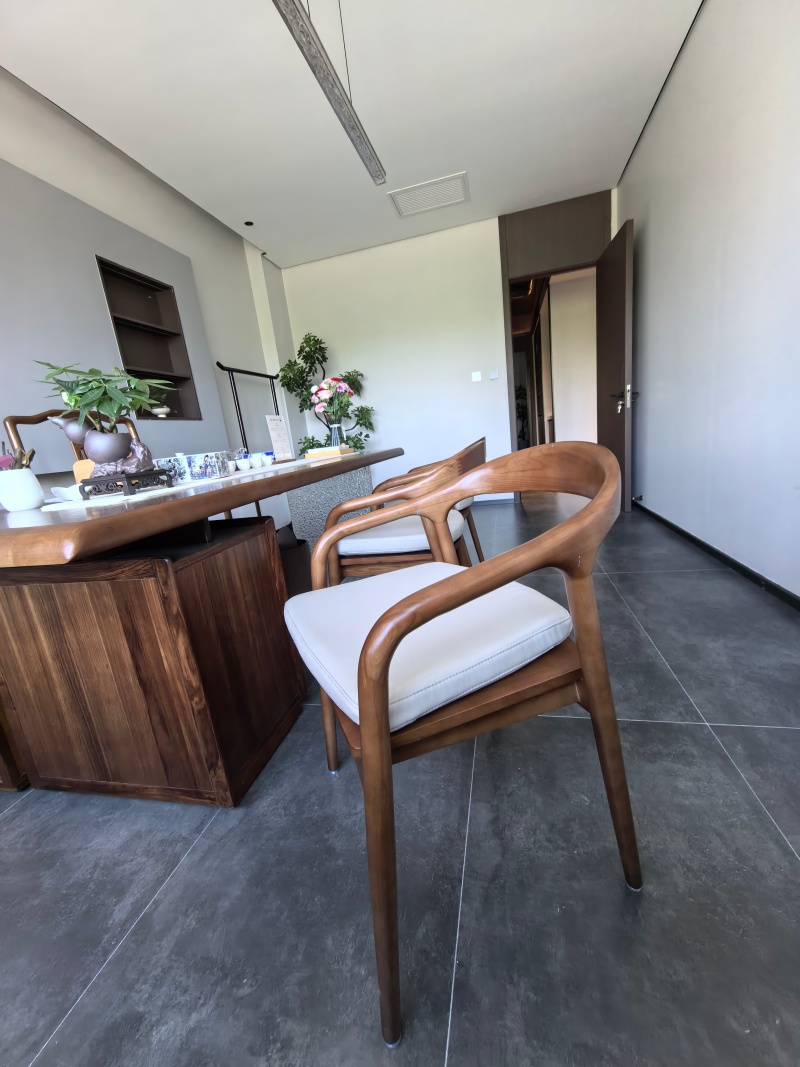 1757587804592095.jpg 佛山市吉吉菲尚家具有限公司