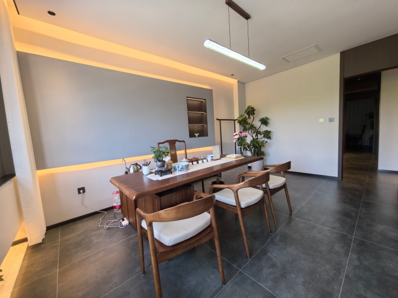 1757587809243376.jpg 佛山市吉吉菲尚家具有限公司