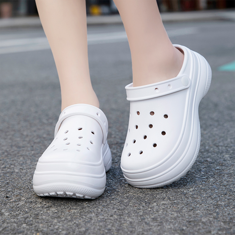 1757729036345540.jpg 雅购特拖鞋