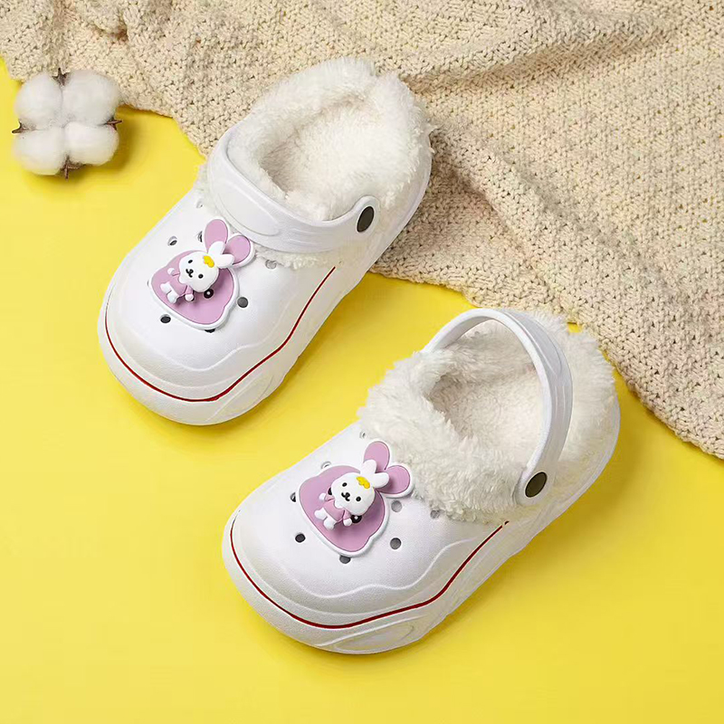 1757821311474112.jpg 雅购特拖鞋