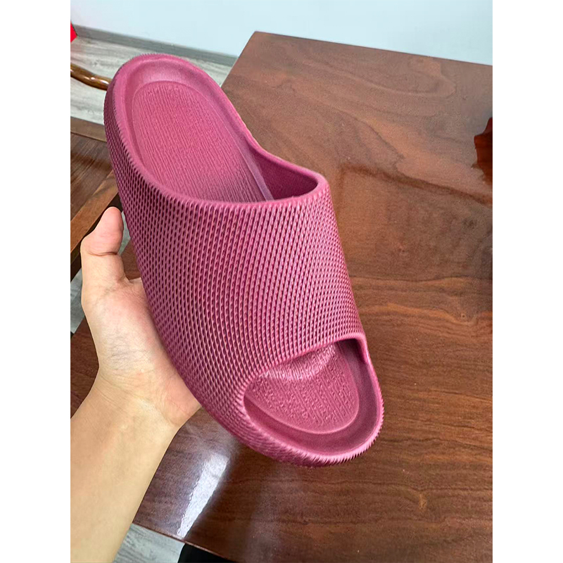 1757830907194621.jpg 雅购特拖鞋