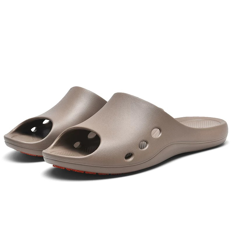 1757834723707336.jpg 雅购特拖鞋