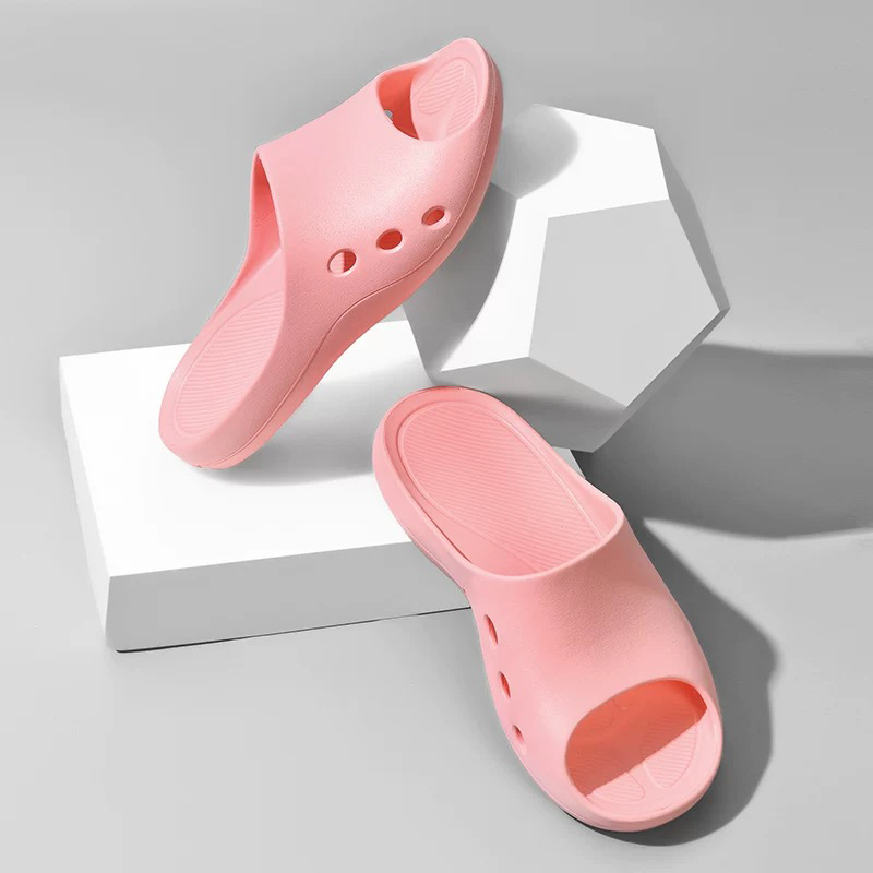 1757834822700085.jpg 雅购特拖鞋