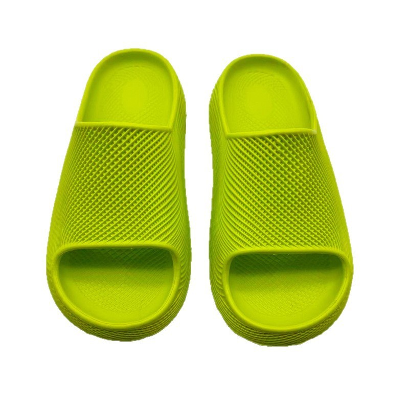 1757899346552933.jpg 雅购特拖鞋