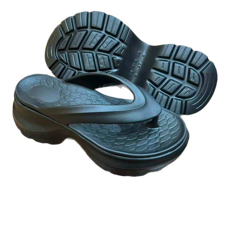 1757929051560908.jpg 雅购特拖鞋